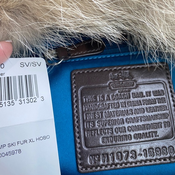 Coach XL Hampton Ski Coyote Fur Quilted Hobo Bag - Picture 16 of 16